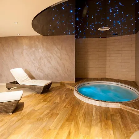 Restaurant Les Alizes Hotel 3*