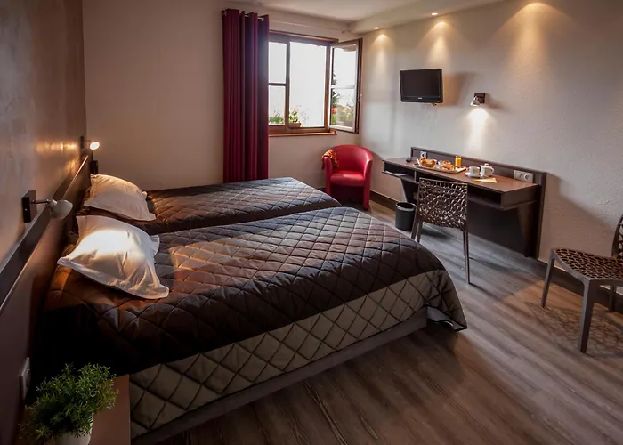 Отель Restaurant Les Alizes